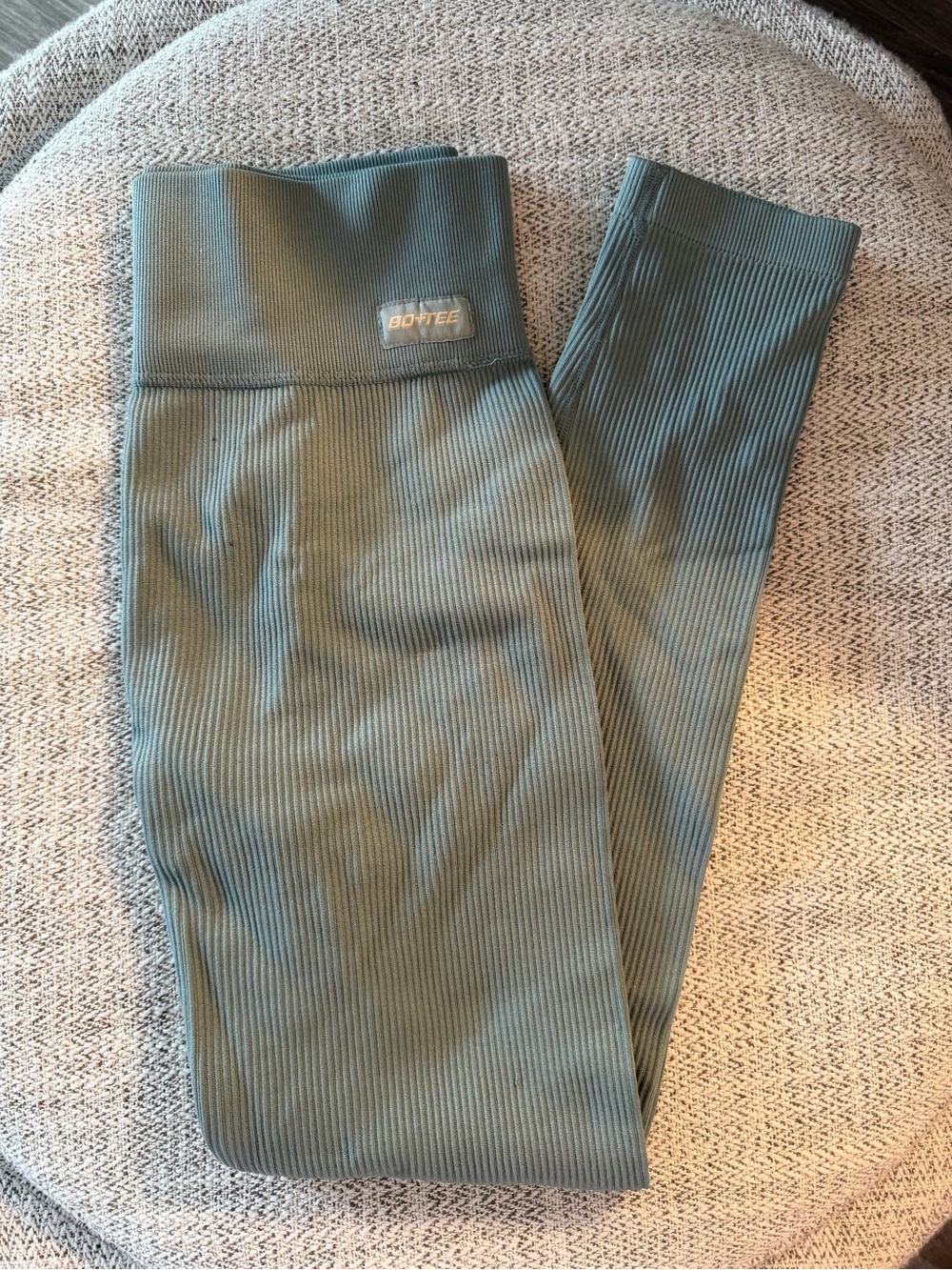 BO+TEE Ribbed Leggings & Crop Top Set - Picture 5 of 5